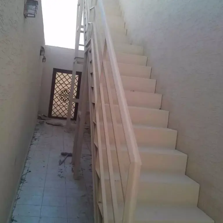 رواد الصرح الحديدي للمقاولات العامة - 0669 768x768 1