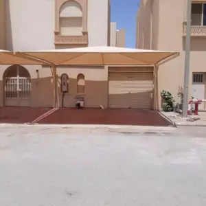 رواد الصرح الحديدي للمقاولات العامة - مظلات سيارات 9
